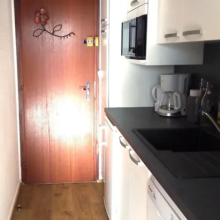 Renove 4 Pers Au Pied Des Pistes Avec Equipements Complets - Fr-1-689-131 *
