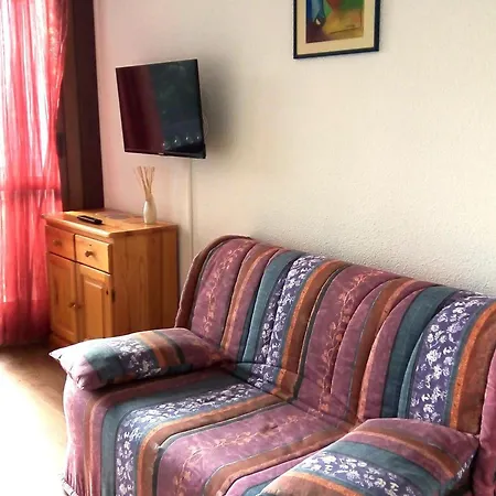 Apartment Renove 4 Pers Au Pied Des Pistes Avec Equipements Complets - Fr-1-689-131 *